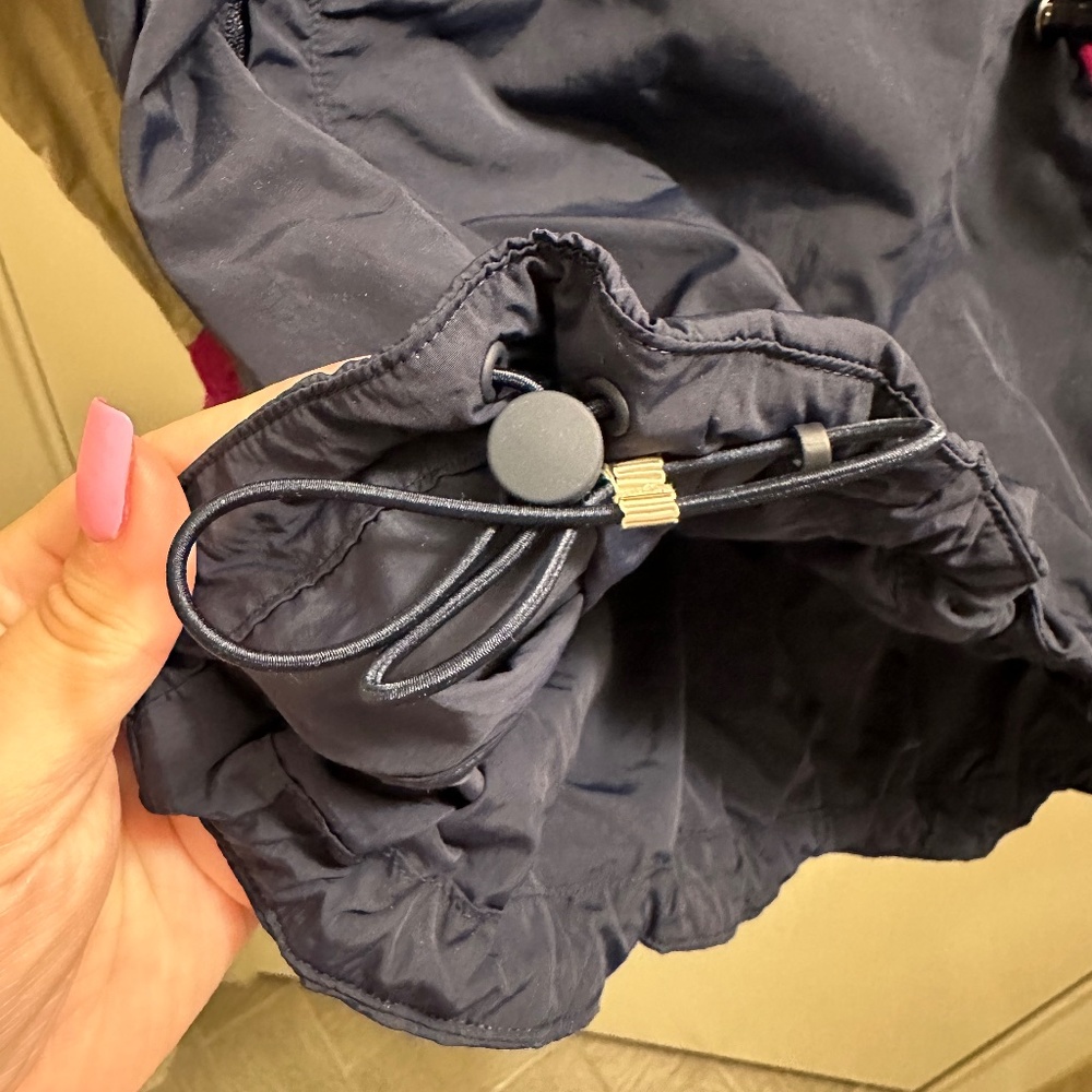 Lululemon Windbreaker/ Pullover Jacket - image 8